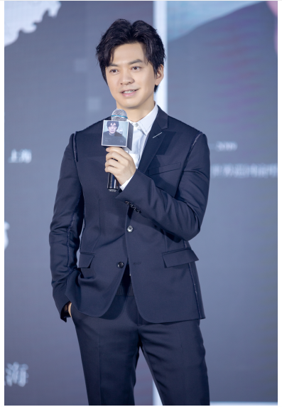 李健11月广州再开唱 时隔三年巡演升级四面舞台 李健11月广州再开唱 时隔三年巡演升级四面舞台 票务演出 第2张 李健11月广州再开唱 时隔三年巡演升级四面舞台 票务演出 第2张