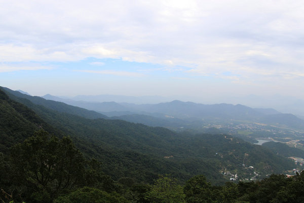 2018“博罗农商银行杯”第五届罗浮山登山节顺利举行