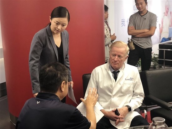 德视佳眼科创始人约根森博士加盟电影《大鳄之门》 企业动态 第2张 德视佳眼科创始人约根森博士加盟电影《大鳄之门》 企业动态 第2张