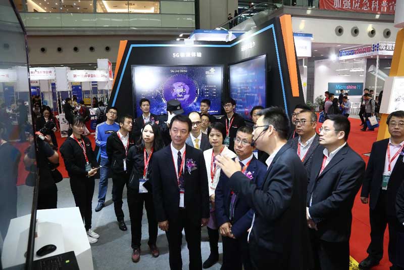 “智慧教育,沃领未来”深圳联通精彩亮相2018年深圳教育装备博览会