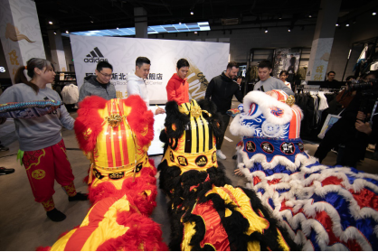 集结创造者 阿迪达斯华南地区最大旗舰店广州隆重开幕 集结创造者 阿迪达斯华南地区最大旗舰店广州隆重开幕 企业动态 第5张 集结创造者 阿迪达斯华南地区最大旗舰店广州隆重开幕 企业动态 第5张