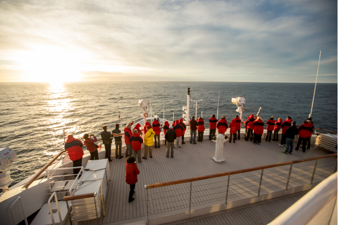 南极三岛传奇航线再启 以专业视角解锁南极密码 广州旅游 第3张 南极三岛传奇航线再启 以专业视角解锁南极密码 广州旅游 第3张