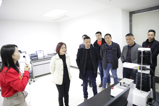 图片2.png 麻辣王子携手广东嘉荣超市探索合作新模式 企业动态 第2张 麻辣王子携手广东嘉荣超市探索合作新模式 企业动态 第2张