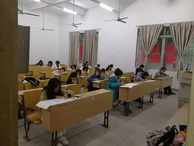 广州涉外学院首次举办全国中小学教师资格考试 教育培训 第4张 广州涉外学院首次举办全国中小学教师资格考试 教育培训 第4张