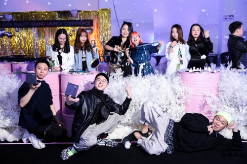 CIDE(丝绨)彩妆发布会落下帷幕,时尚先锋引领潮流 品牌发布 第7张 CIDE(丝绨)彩妆发布会落下帷幕,时尚先锋引领潮流 品牌发布 第7张