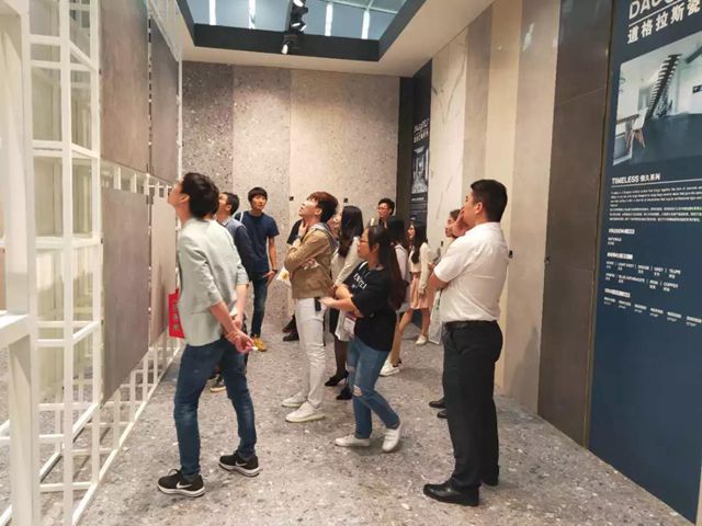 1555927409322652.jpg 道格拉斯闪耀佛山两展,凭“国际力”赢得人气与大奖 企业产品 第9张 道格拉斯闪耀佛山两展,凭“国际力”赢得人气与大奖 企业产品 第9张