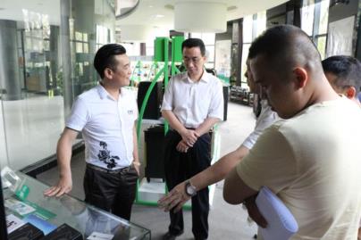 索爱集团迎来花都区工商联执委会莅临参观考察 索爱集团迎来花都区工商联执委会莅临参观考察 广州资讯 第4张 索爱集团迎来花都区工商联执委会莅临参观考察 广州资讯 第4张