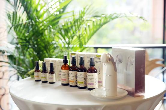 花皙蔻太阳能工厂获德国前总统认可,有机护肤没那么贵 品牌发布 第5张 花皙蔻太阳能工厂获德国前总统认可,有机护肤没那么贵 品牌发布 第5张