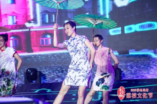 高州大件事!2019茂名高州荔枝文化节晚会震撼上演 广东资讯 第4张 高州大件事!2019茂名高州荔枝文化节晚会震撼上演 广东资讯 第4张