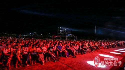 高州大件事!2019茂名高州荔枝文化节晚会震撼上演 广东资讯 第16张 高州大件事!2019茂名高州荔枝文化节晚会震撼上演 广东资讯 第16张