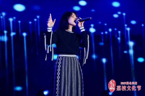 高州大件事!2019茂名高州荔枝文化节晚会震撼上演 广东资讯 第11张 高州大件事!2019茂名高州荔枝文化节晚会震撼上演 广东资讯 第11张