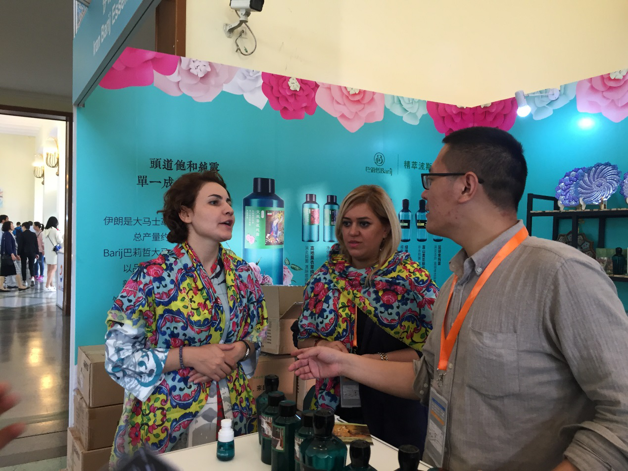 巴莉哲携稀世珍品纯露亮相2019上海一带一路名品展 品牌发布 第3张 巴莉哲携稀世珍品纯露亮相2019上海一带一路名品展 品牌发布 第3张