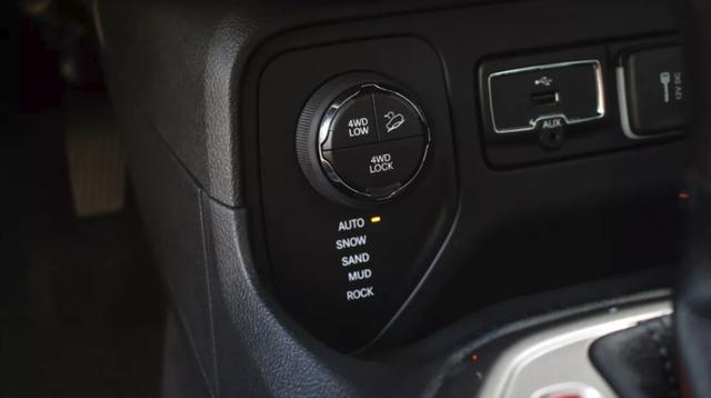 全新Jeep自由侠,年底限时福利等你来 汽车频道 第10张 全新Jeep自由侠,年底限时福利等你来 汽车频道 第10张