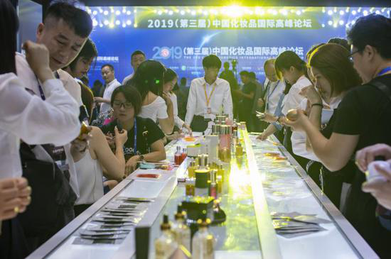 一图万金!“白云美湾” Logo征集大赛启动! 广州资讯 第4张 一图万金!“白云美湾” Logo征集大赛启动! 广州资讯 第4张