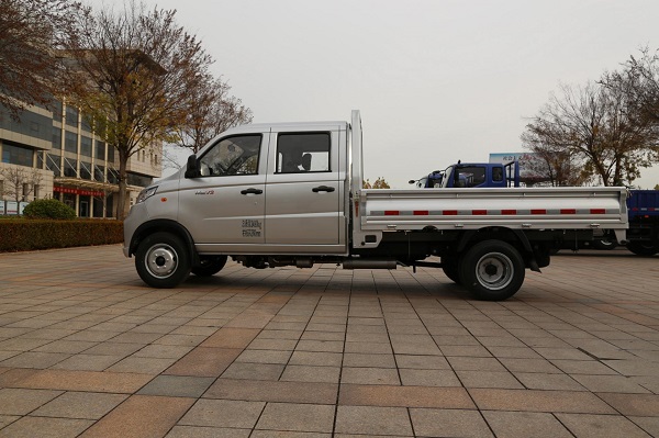 从轻卡到微卡 十几年老司机最终选择了祥菱V3 汽车频道 第4张