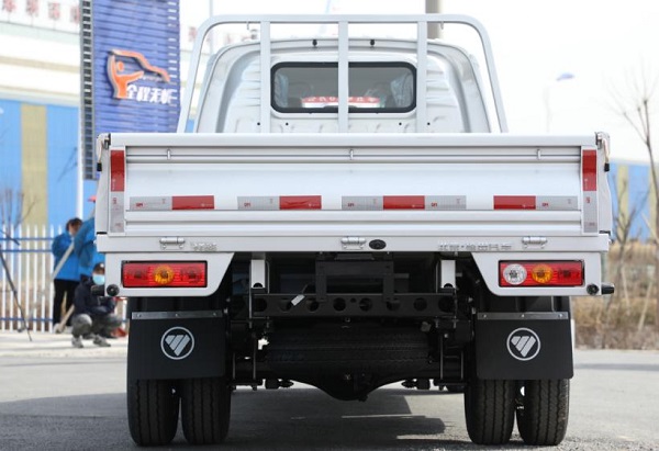 祥菱V3潮流标配 开上它张师傅找到了人生新方向 汽车频道 第3张 祥菱V3潮流标配 开上它张师傅找到了人生新方向 汽车频道 第3张