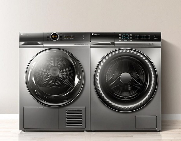打造多口之家舒适洗衣体验,小天鹅洗烘套装有大肚量更有洗衣烘衣绝技