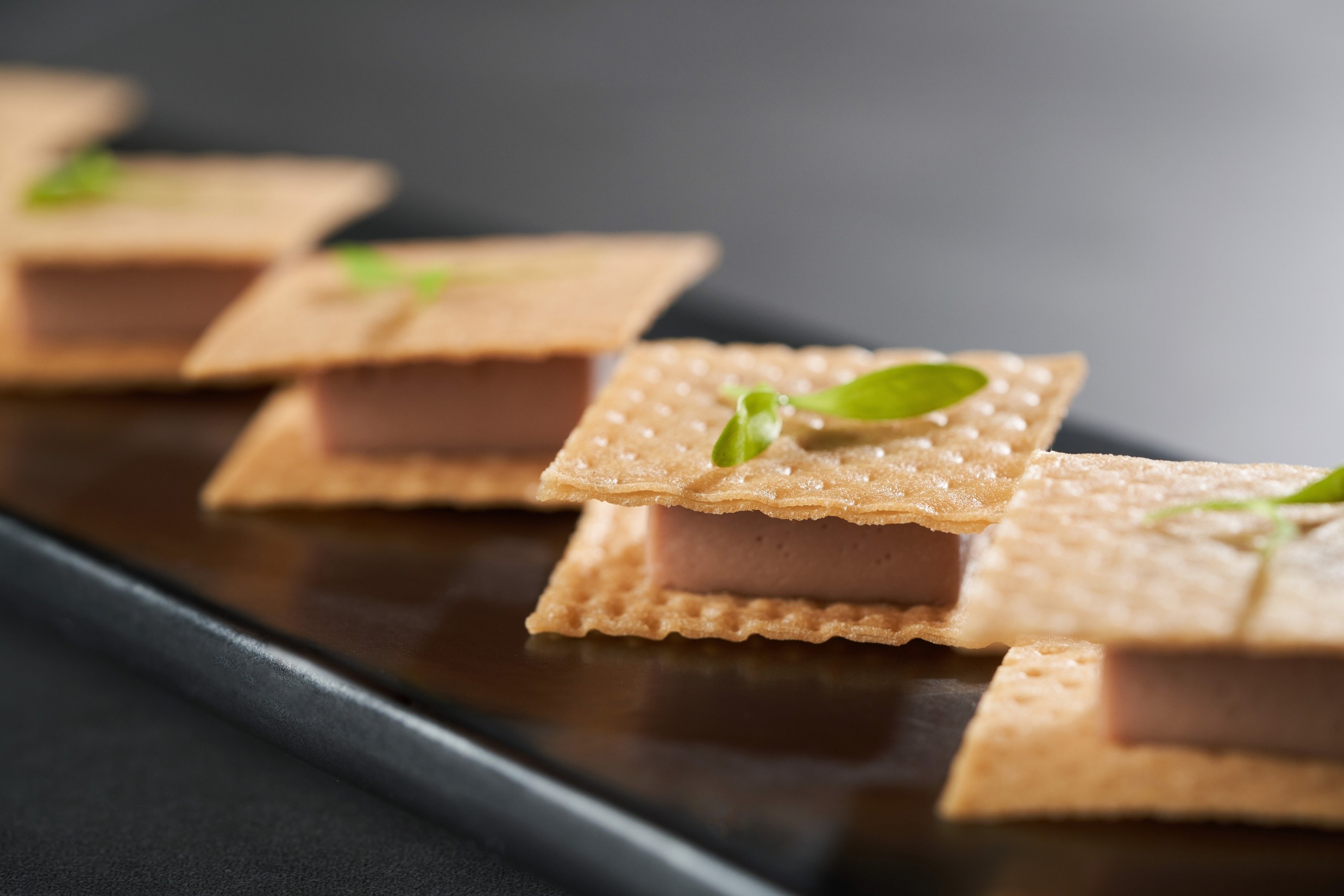 万豪国际集团旗下24家餐厅入围2022黑珍珠餐厅指南 广州资讯 第2张