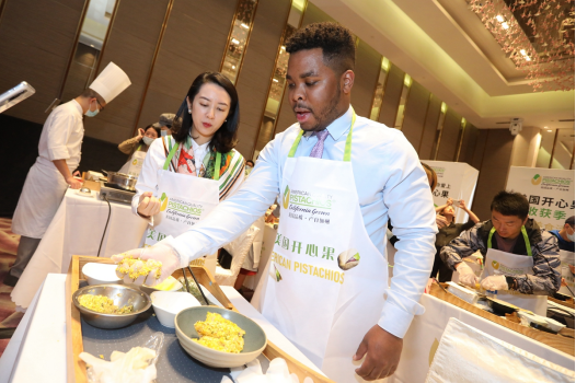 烹饪营养美食,传递开心,快乐分享——第二季美国开心果收获与烹饪活动 广州资讯 第6张 烹饪营养美食,传递开心,快乐分享——第二季美国开心果收获与烹饪活动 广州资讯 第6张