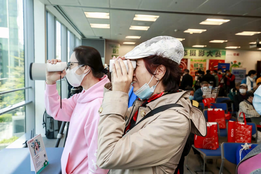 摄影爱好者感受PowerShot ZOOM的望远与拍摄(1).jpg 佳能“速度与感动”三大摄影师作品联展及华南生态摄影比赛正式启动 展会快讯 第7张 佳能“速度与感动”三大摄影师作品联展及华南生态摄影比赛正式启动 展会快讯 第7张