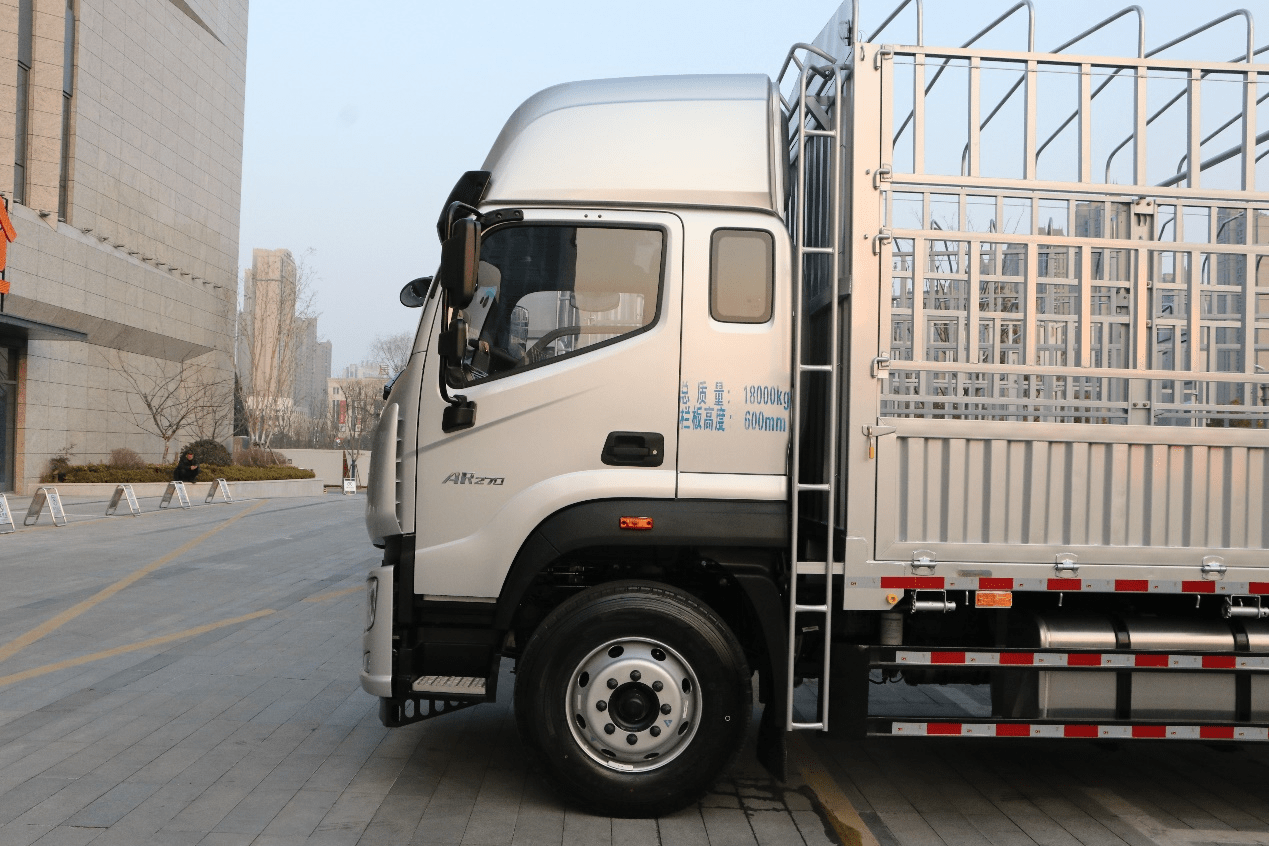 点击进入看图评论 响应中央一号文件保障“菜篮子工程” 全新一代欧航AR系列绿通快车上市 新闻资讯 第9张 响应中央一号文件保障“菜篮子工程” 全新一代欧航AR系列绿通快车上市 新闻资讯 第9张