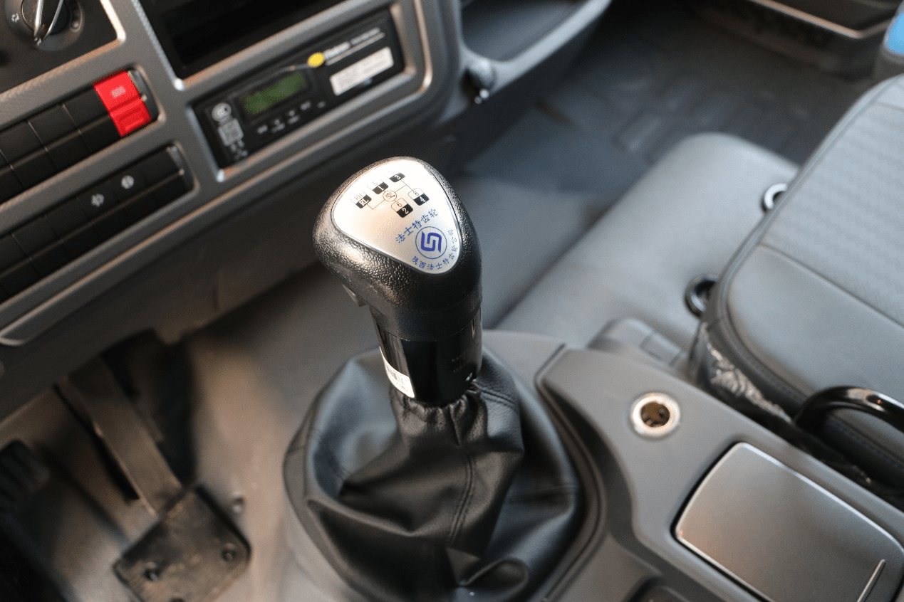 点击进入看图评论 响应中央一号文件保障“菜篮子工程” 全新一代欧航AR系列绿通快车上市 新闻资讯 第17张 响应中央一号文件保障“菜篮子工程” 全新一代欧航AR系列绿通快车上市 新闻资讯 第17张