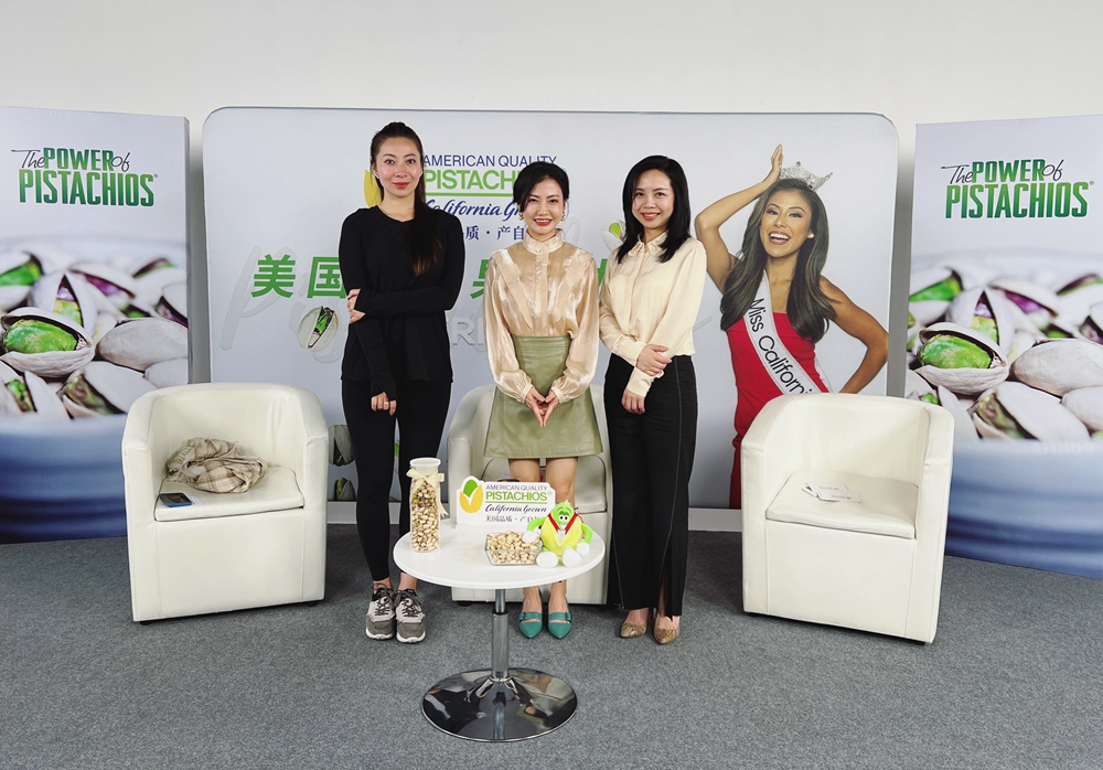 直播直播现场2.jpg 美的一天,从美国开心果开始——与加州小姐一起感受女性的魅力 母婴健康 第4张 美的一天,从美国开心果开始——与加州小姐一起感受女性的魅力 母婴健康 第4张