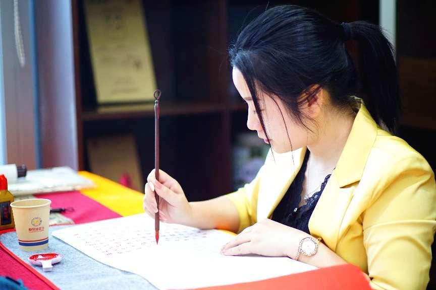 传承国学精粹,传播中华文明,鼎易堂国学深圳隆重开业 新闻资讯 第8张 传承国学精粹,传播中华文明,鼎易堂国学深圳隆重开业 新闻资讯 第8张