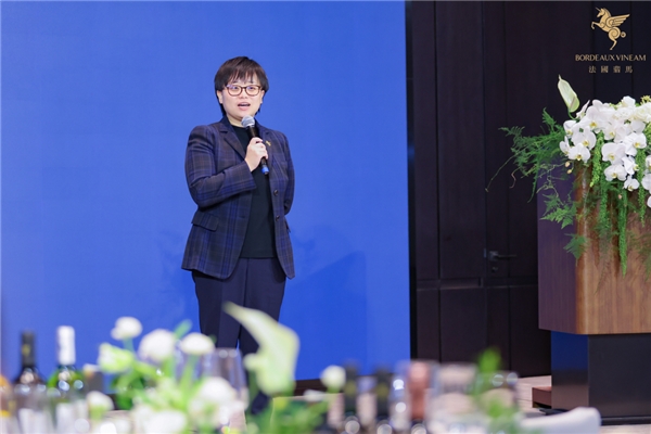 法国翡马与京东酒世界达成战略合作,创造酒业零售新宏图 新闻资讯 第2张 法国翡马与京东酒世界达成战略合作,创造酒业零售新宏图 新闻资讯 第2张