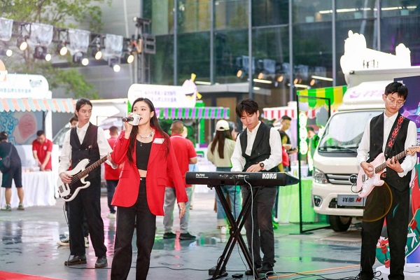 菱角璀璨 5与伦比 福田祥菱第三届宠粉节暨祥菱品牌五周年盛典举行 汽车频道 第3张 菱角璀璨 5与伦比 福田祥菱第三届宠粉节暨祥菱品牌五周年盛典举行 汽车频道 第3张