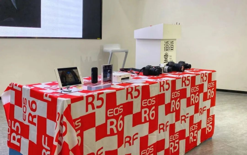 图片8.png 百脑汇第一届大学生摄影大赛完美收官,等您来看展! 广州资讯 第8张 百脑汇第一届大学生摄影大赛完美收官,等您来看展! 广州资讯 第8张