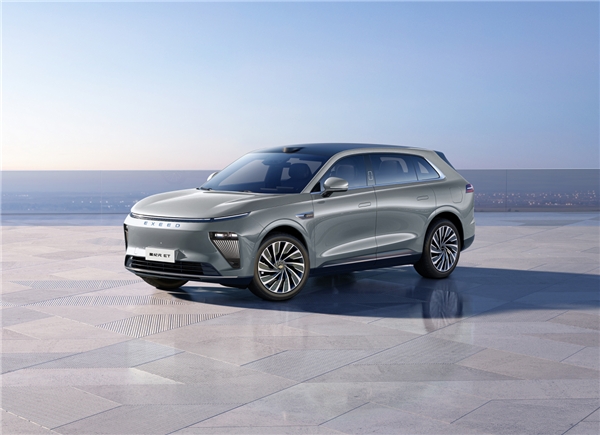 成都车展演绎高光时刻,星途星纪元ET内饰首发