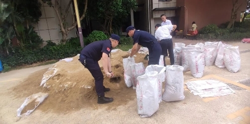 世茂服务在深圳:进驻5月,焕新翡翠东湾有“里”有“面” 企业动态 第9张 世茂服务在深圳:进驻5月,焕新翡翠东湾有“里”有“面” 企业动态 第9张