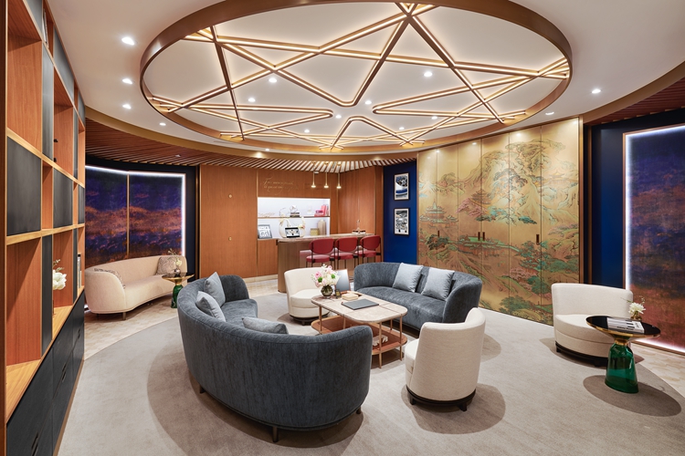 江诗丹顿广州太古汇全新旗舰店_贵宾休息室_蓬莱仙境图.jpg “卓尔不群”   江诗丹顿收藏家系列首次亮相广州太古汇旗舰店 广州资讯 第5张 “卓尔不群”   江诗丹顿收藏家系列首次亮相广州太古汇旗舰店 广州资讯 第5张