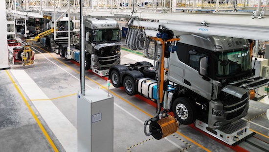 央视新闻深度报道:北汽重卡数字技术新质生产力 新闻资讯 第10张 央视新闻深度报道:北汽重卡数字技术新质生产力 新闻资讯 第10张