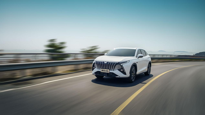 1.png 混动市场爆发 超值超混SUV最强战力即将登场 新闻资讯 第1张 混动市场爆发 超值超混SUV最强战力即将登场 新闻资讯 第1张