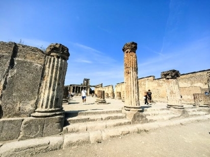 那不勒斯的浪漫、热情与美食 ——来自欧洲的红金溯源之旅 新闻资讯 第4张 那不勒斯的浪漫、热情与美食 ——来自欧洲的红金溯源之旅 新闻资讯 第4张