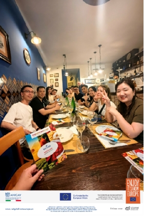 那不勒斯的浪漫、热情与美食 ——来自欧洲的红金溯源之旅 新闻资讯 第13张 那不勒斯的浪漫、热情与美食 ——来自欧洲的红金溯源之旅 新闻资讯 第13张