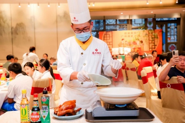 22.jpg 厨邦宴飨全球百户家庭,共品广府喜宴,见证幸福味道! 企业动态 第2张 厨邦宴飨全球百户家庭,共品广府喜宴,见证幸福味道! 企业动态 第2张