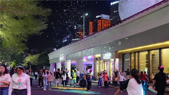 2024年广州国际灯光节闪耀大湾区 新闻资讯 第4张 2024年广州国际灯光节闪耀大湾区 新闻资讯 第4张