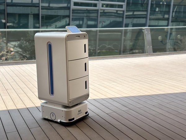 擎朗亮相2025华南医院信息网络大会，引领智慧医院建设新浪潮 新闻资讯 第3张