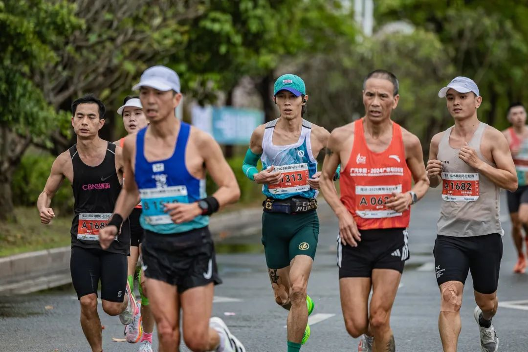 福达·2025揭阳马拉松赛激情开跑！2万名跑者共绘古城新画卷 新闻资讯 第11张