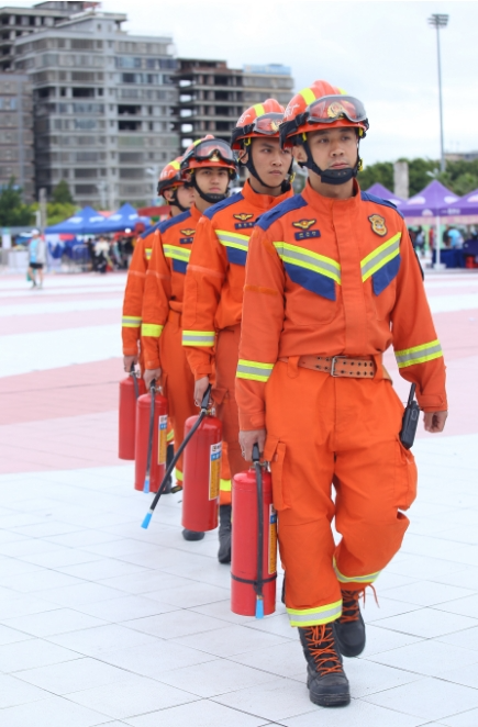 福达·2025揭阳马拉松赛激情开跑！2万名跑者共绘古城新画卷 新闻资讯 第70张