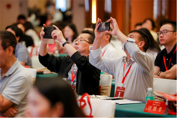 1745205686311466.png 广外国际本科招生发布会举办 携手英国伯明翰大学拓展合作 新闻资讯 第4张 广外国际本科招生发布会举办 携手英国伯明翰大学拓展合作 新闻资讯 第4张