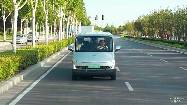 科技美好 一镜出色|老司机眼中的乐福:久开不累,高效省电,工作生活的好帮手