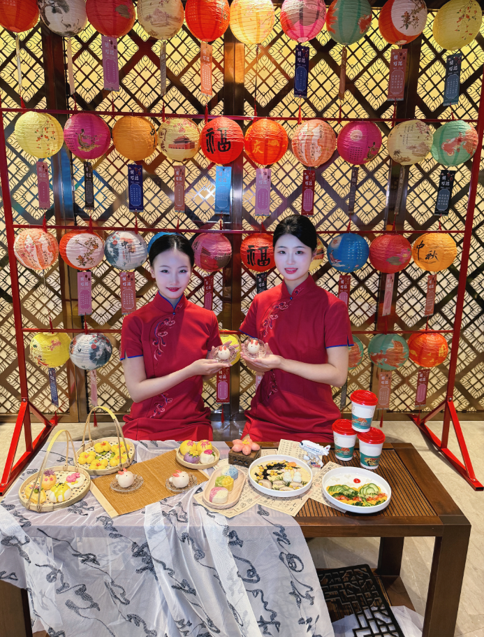 2025国庆中秋“双节”假期收官,东航近2.5万班航班承运超365万旅客