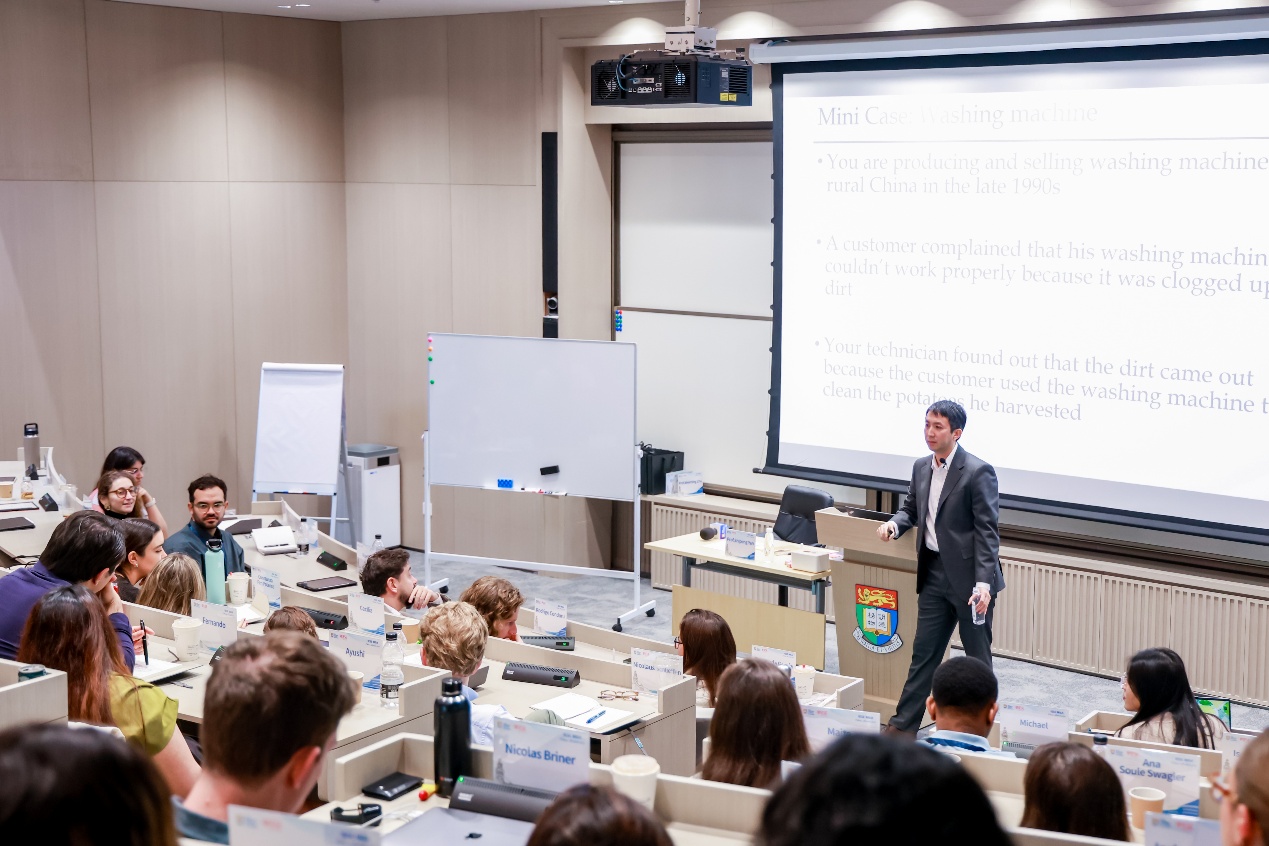 1767669272194549.jpg 文脉相融,山海相逢 |专属定制・深度沉浸:IESE MBA×港大经管跨文化商业学习之旅 新闻资讯 第9张 文脉相融,山海相逢 |专属定制・深度沉浸:IESE MBA×港大经管跨文化商业学习之旅 新闻资讯 第9张