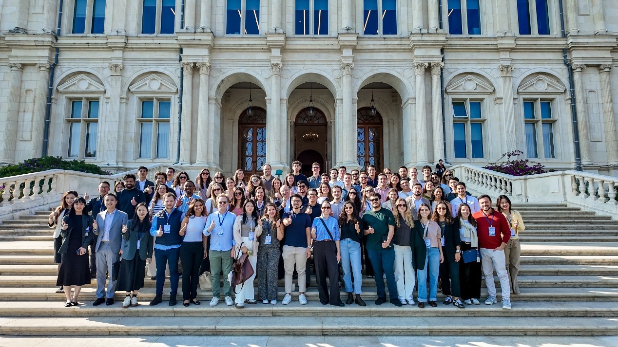 1767669318357226.jpg 文脉相融,山海相逢 |专属定制・深度沉浸:IESE MBA×港大经管跨文化商业学习之旅 新闻资讯 第15张 文脉相融,山海相逢 |专属定制・深度沉浸:IESE MBA×港大经管跨文化商业学习之旅 新闻资讯 第15张