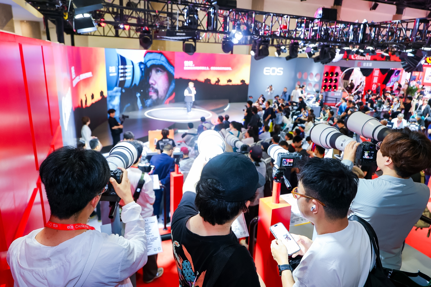 为影像创作者开启“造梦空间” 佳能携多款影像产品亮相2026 CHINA P&E并启动创作者成长计划 国内会展 第15张