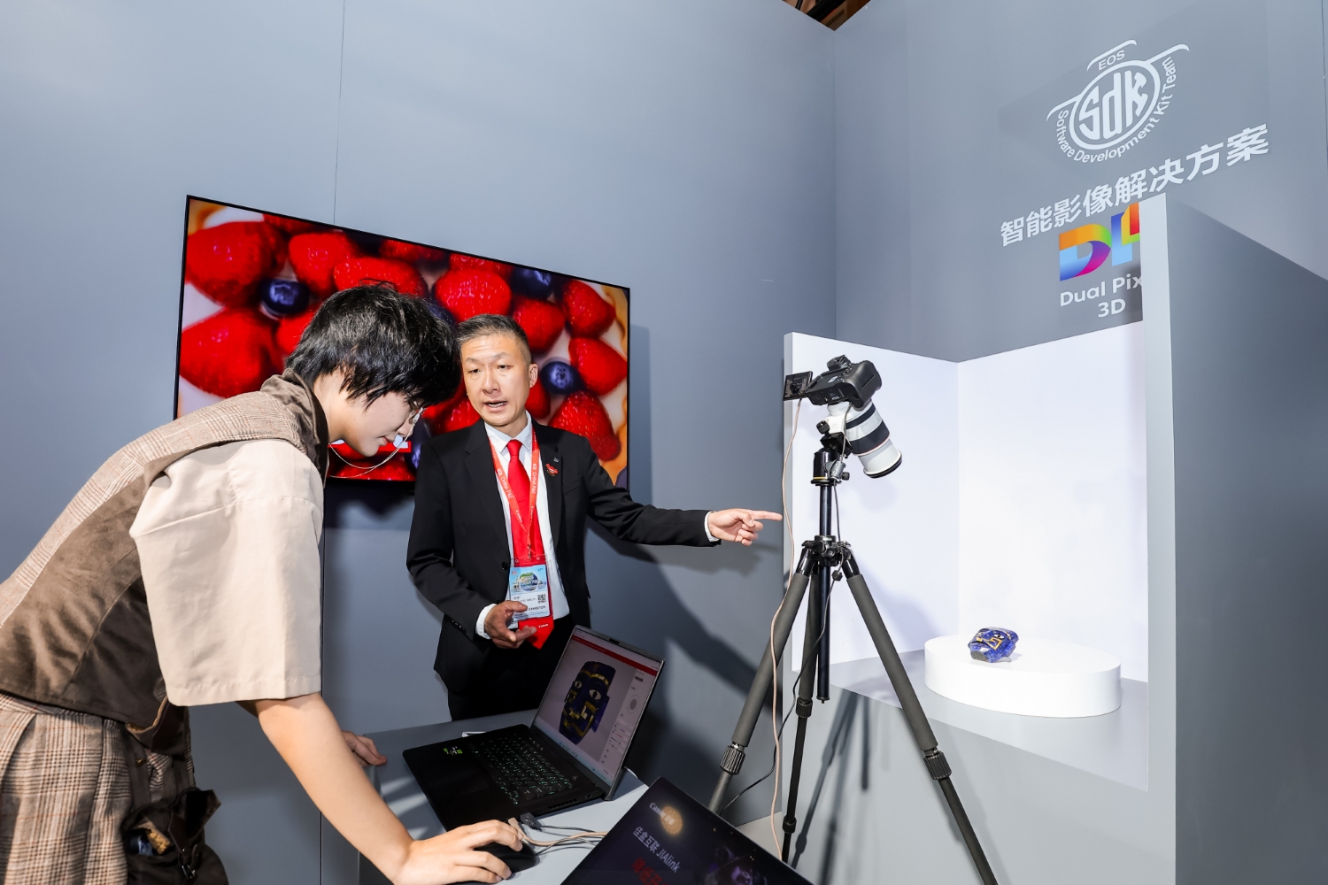 为影像创作者开启“造梦空间” 佳能携多款影像产品亮相2026 CHINA P&E并启动创作者成长计划 国内会展 第19张